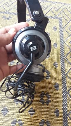 HP Headphone with mic