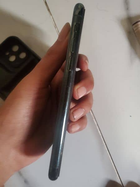 iphone 11 pro 256 gb pta approved 5