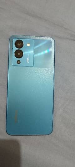 mobile infinix note 12 urgent for sale box and charger available.