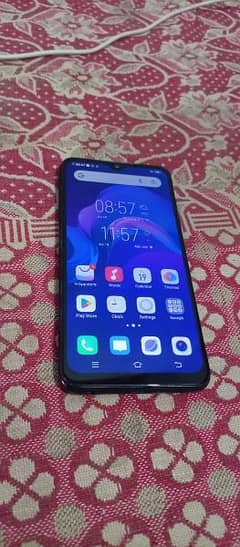 VIVO V11i (8/256) For Sale