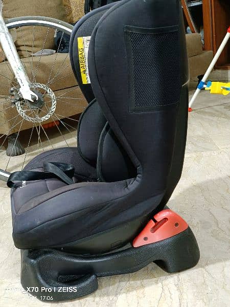 Harmony Convertible Car Seat
Newborn to 4 years approx 0