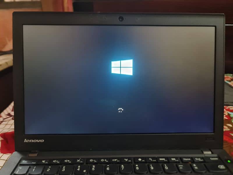 urgent sell 10/10 lenovo thinkpad 34k 6