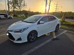 Toyota Corolla Altis Grande X CVT-i 1.8 Beige Interior 2022