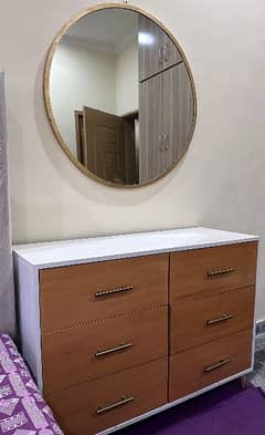 Dressing table with 6 drawers and A round metal mirror