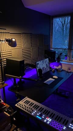 Need Female Staff (Work from Home)