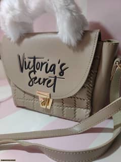 hand bag for ladies with free home delivery