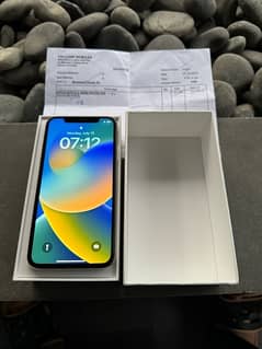 IPhone X Silver 64GB PTA (Single sim) (with receipt of purchase & box)