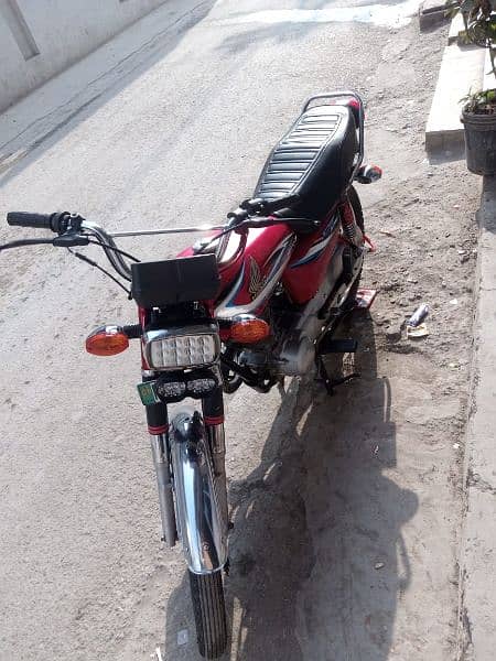 Honda 125 for urgent sale (ph:03479200315) 5