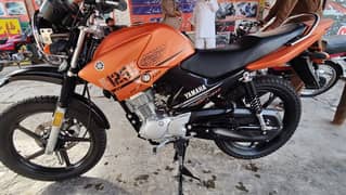 Yamaha YBR 125g 2024