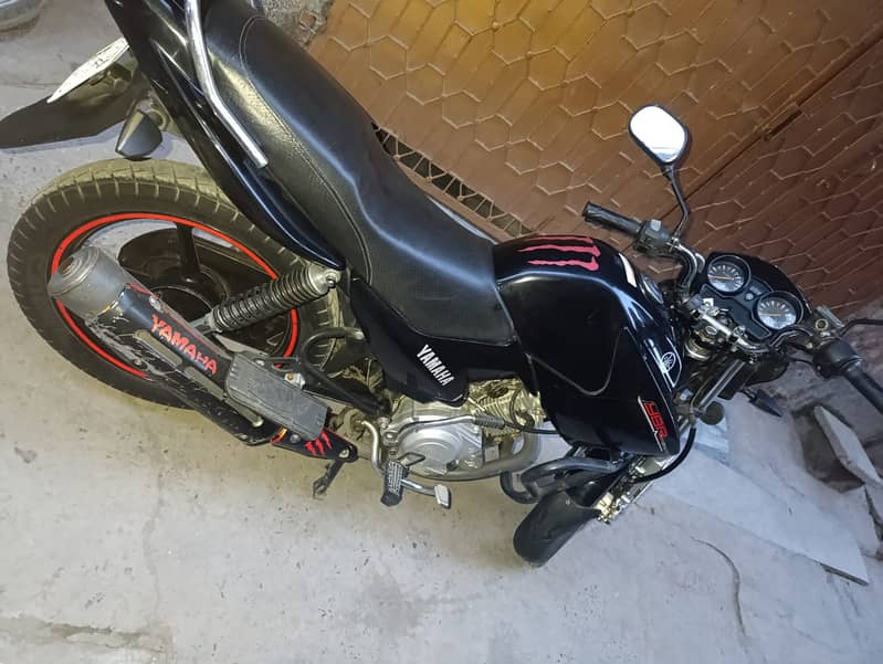 Yamaha YBR 125 2018 black, 47000 km driven,  Condition 9/10 2