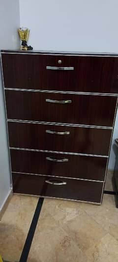 Wardrobe Chester Drawers