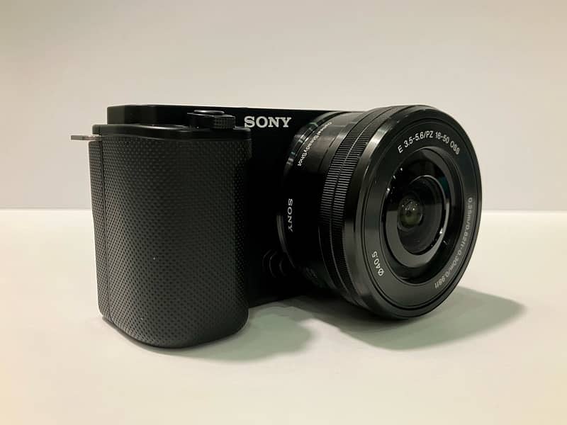 Sony ZV-E10 with 16-50mm Kit Lens 2