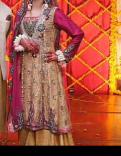 Mehndi ka suit