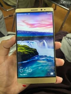 huawei mate 8  4GB RAM / 64GB ROM