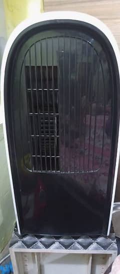 portable Ac one ton condition 10 by 10