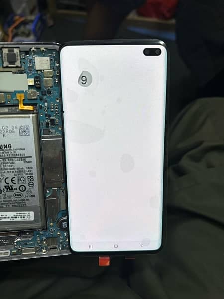 Samsung s10 plus 100% original lcd available 8