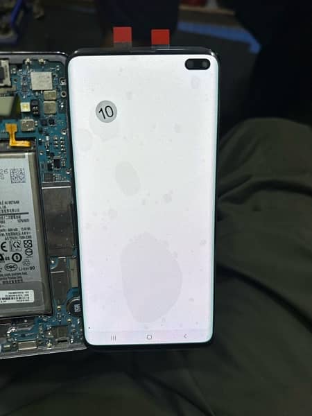 Samsung s10 plus 100% original lcd available 10