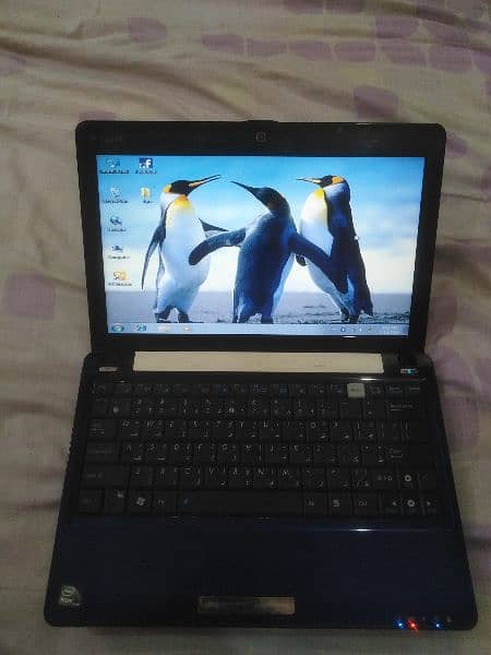 Asus slim laptop core 2duo 3