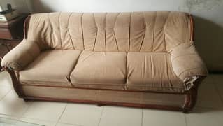 5 seater sofa set with table