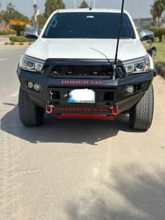 Toyota Hilux Revo V Automatic 2.8 2019