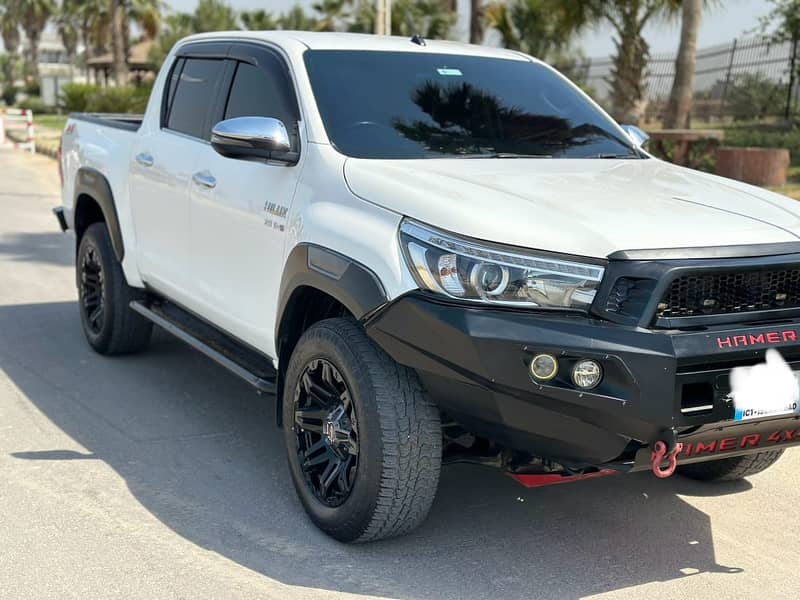 Toyota Hilux Revo V Automatic 2.8 2019 1