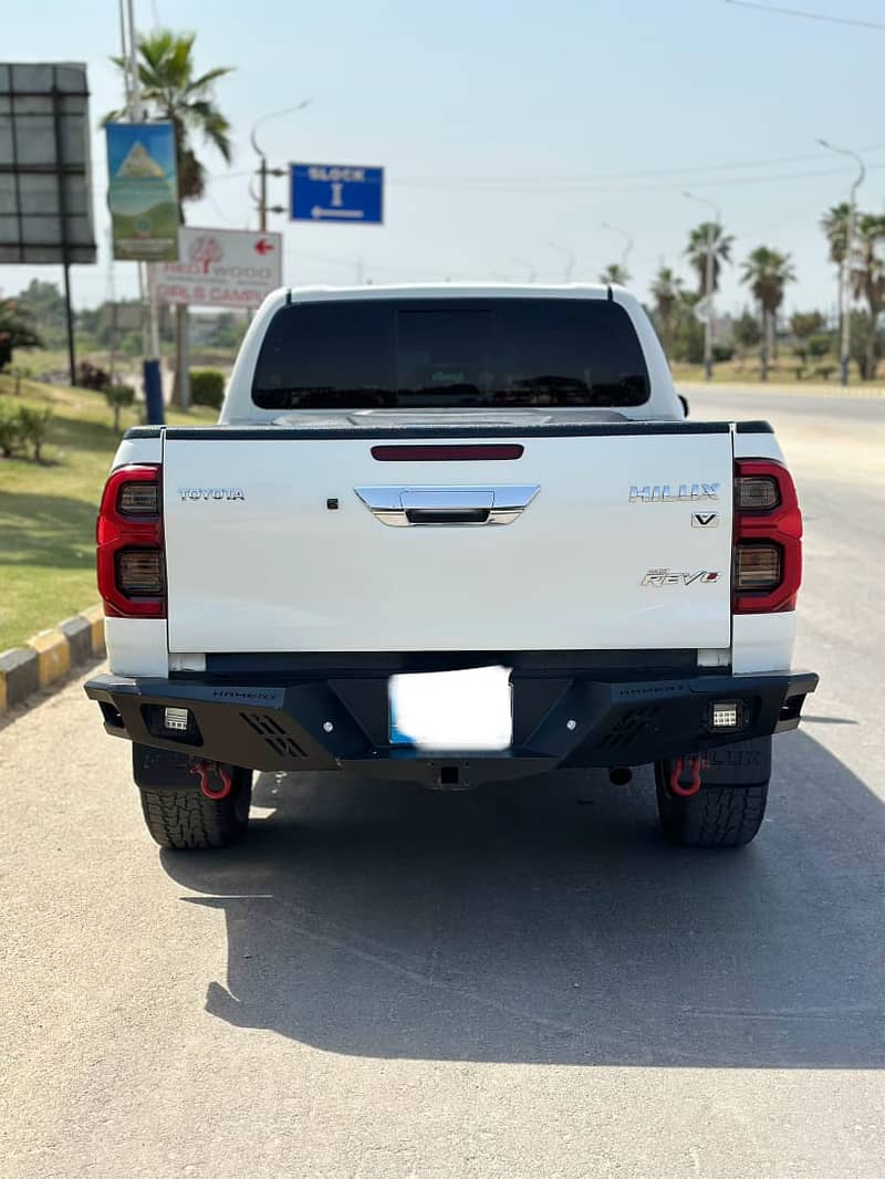 Toyota Hilux Revo V Automatic 2.8 2019 16