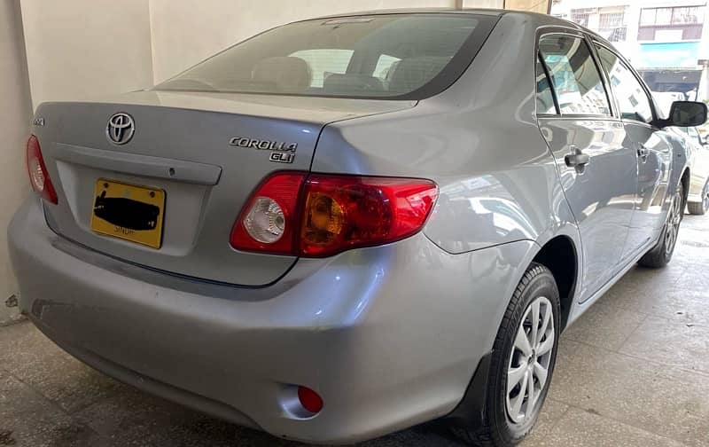 Toyota Corolla GLI 2010 3