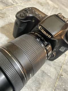 DSLR Canon 60D with 18-135 lens