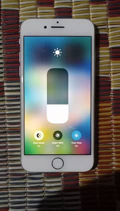 APPLE IPHONE 8 64 GB FACTORY UNLOCKED