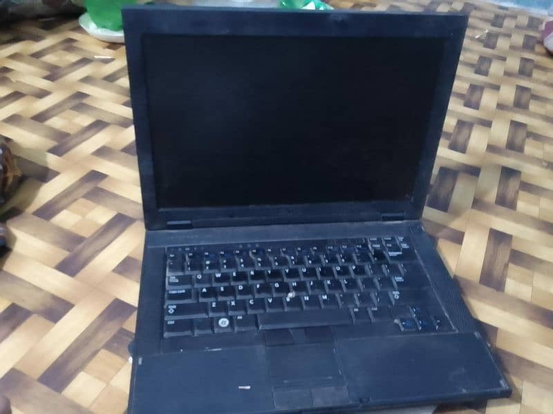 Dell Latitude E5400 4/230 1