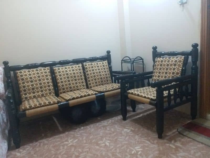 Five Seater Chair Set 0