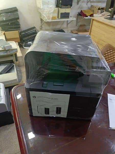 hp laser jet m425Dn 2