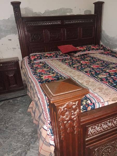 chenioti bed 3