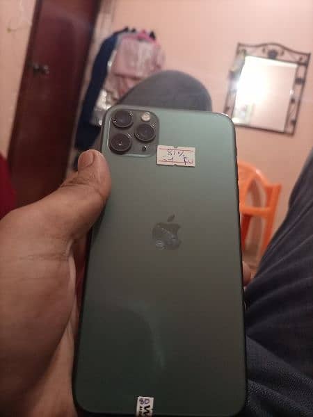 iPhone 11 pro max 64GB Factory unlocked 0