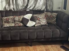 Brand new sofa only one month used urgent sale because of shifting