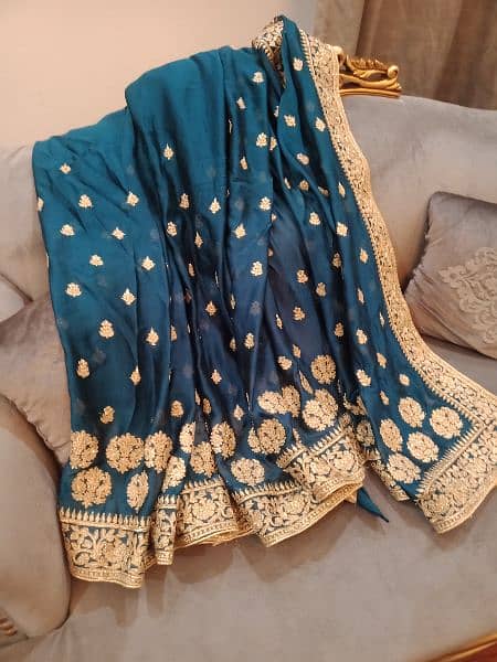 a beautiful saree for sale only one time used 0