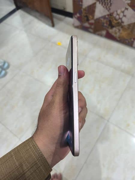 oppo f21pro 4