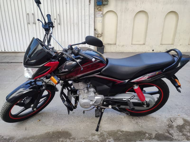 Honda CB 125F 2021 3