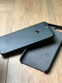 iphone 7 plus 32  Gb Matt black