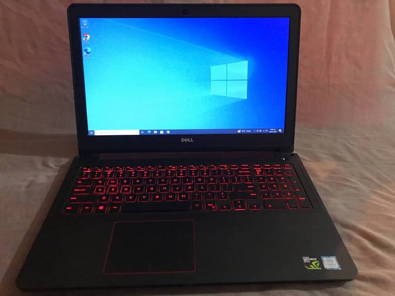 Dell gaming laptop | Inspiron 15 - 5577 0