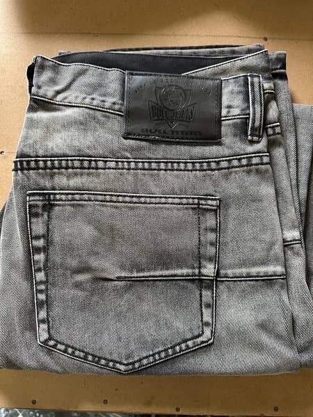 BULL TITAN JEANS MALAYSIA 36” 0