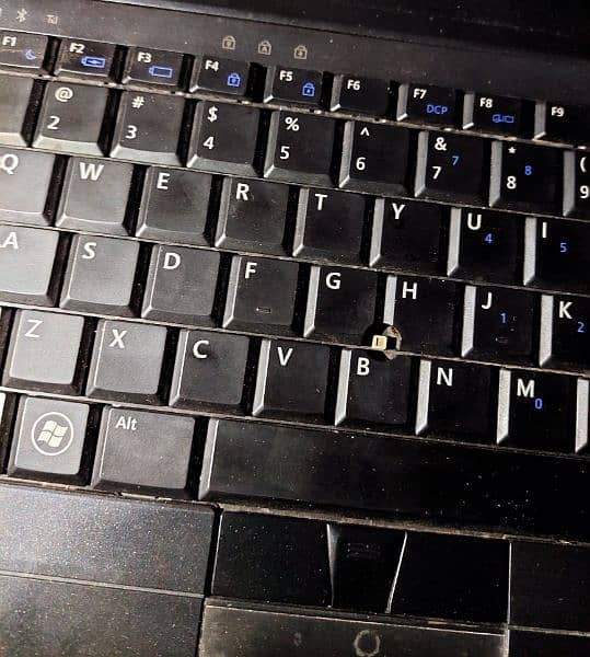 Dell Latitude E6410 keyboard With Lights 1