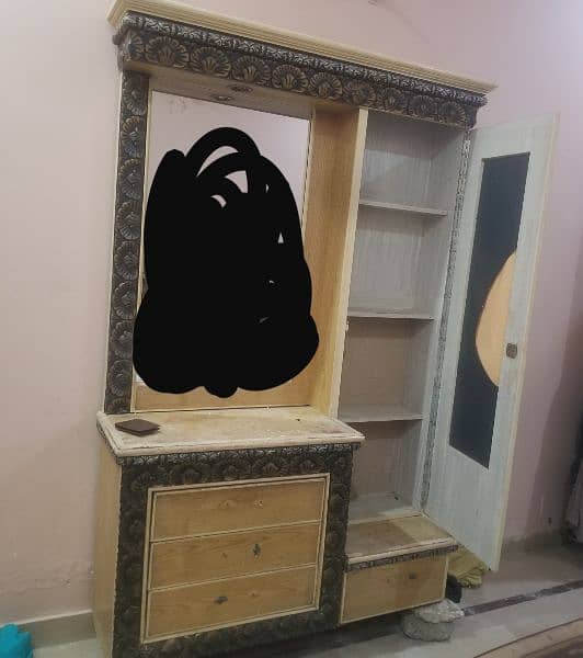 dressing table for sell 2