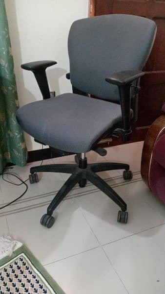 Office chair for sale 1