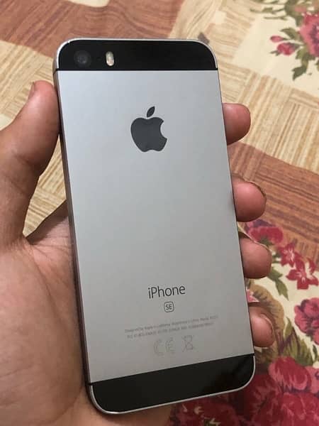 iPhone SE (5se) 32gb 1