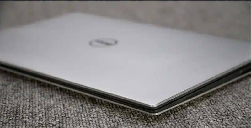 Dell XPS 13 - 7th Gen Core-i7 16GB RAM 512GB SSD (Urgent sale) 4