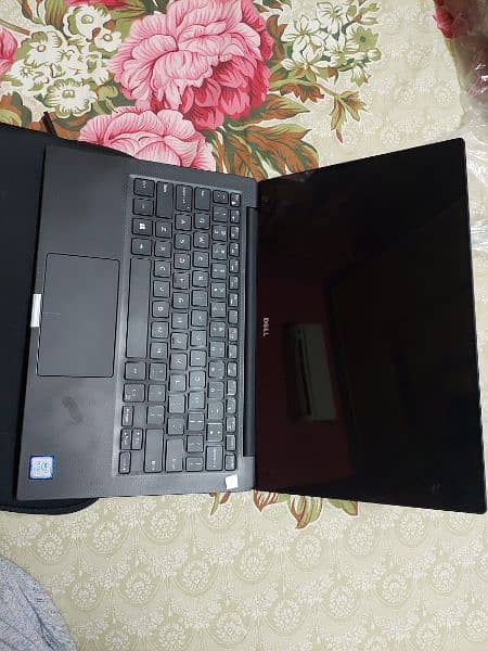 Dell XPS 13 - 7th Gen Core-i7 16GB RAM 512GB SSD (Urgent sale) 6