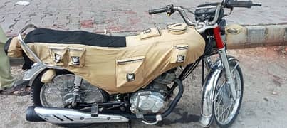 Honda 125  contact on mobile number 0.3. 0.7.7. 7. 4.6. 3.6. 3