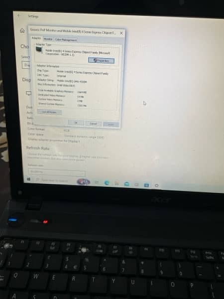 Acer aspire 5336 3gb ram 320gb hard disk 3