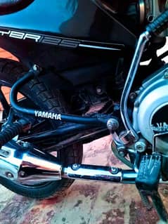 Yamaha ybr 125